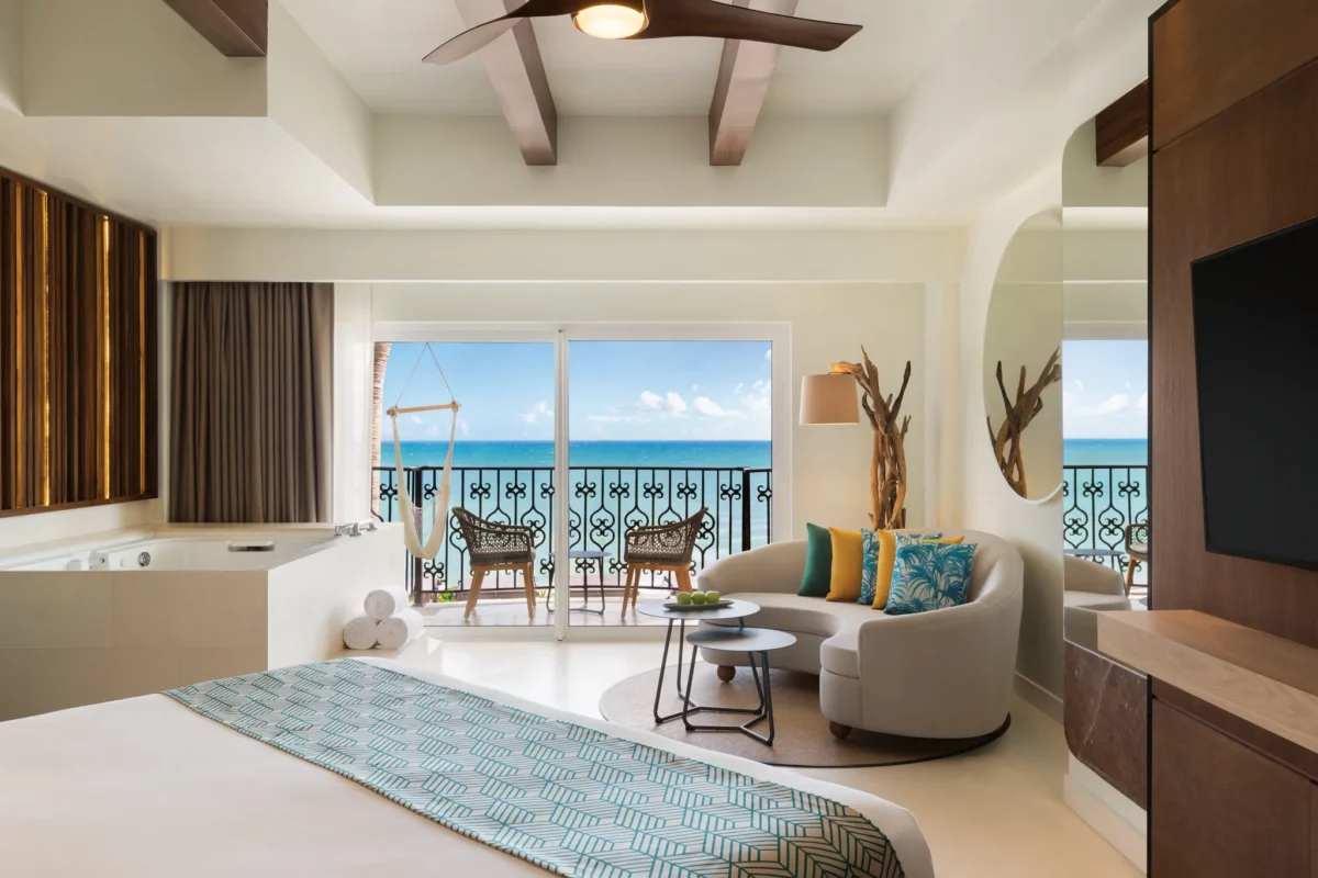 Junior Suite Oceanfront King with ocean view balcony and jetted tub at Hyatt Vivid Playa del Carmen.